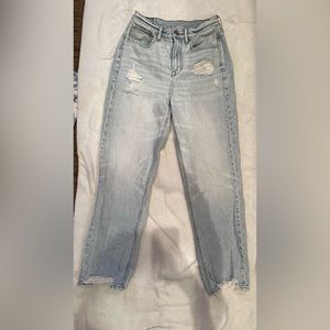 American Eagle High rise mom jeans